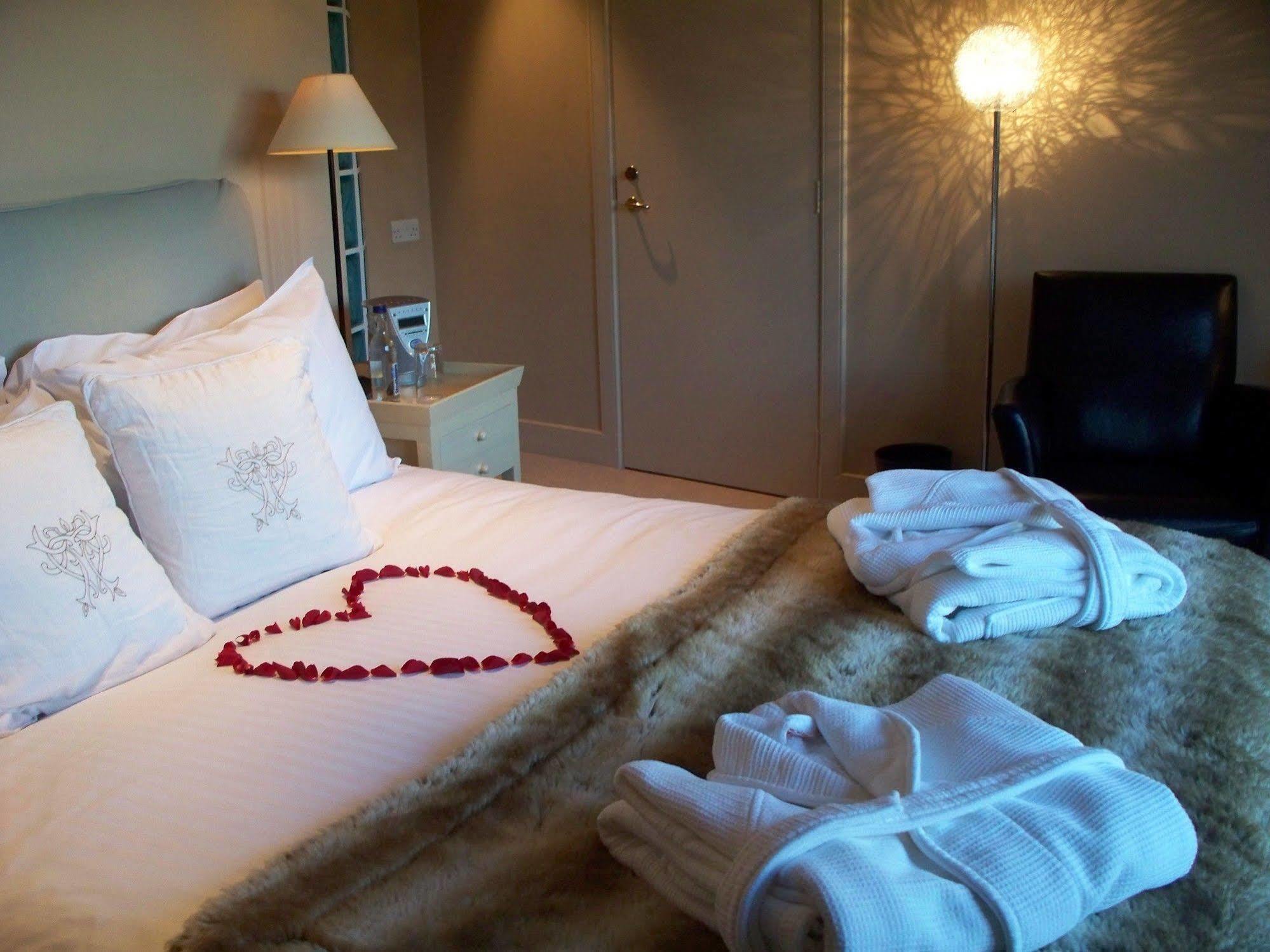 Knockomie Hotel Инвернесс Экстерьер фото